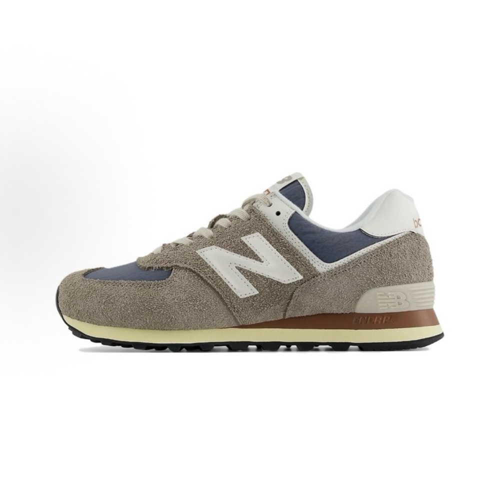 NEW New Balance 574